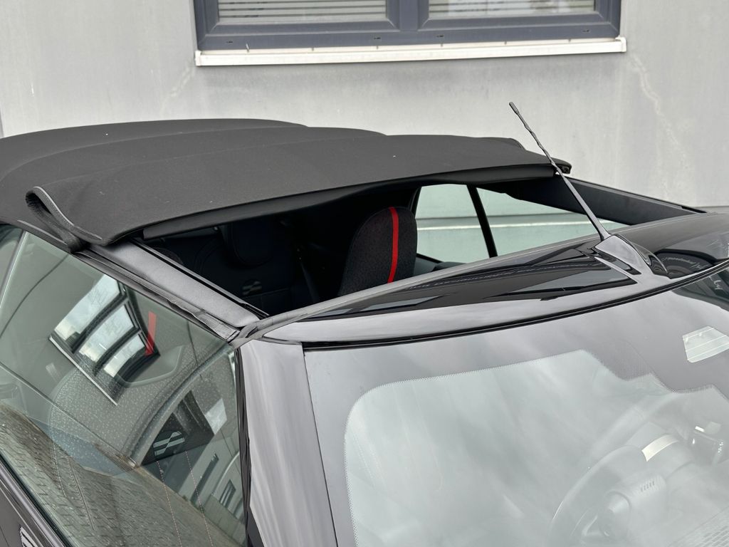 MINI Cooper Cabrio 2025