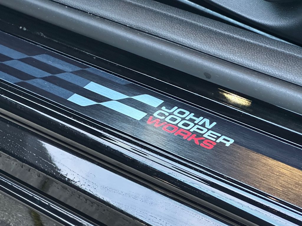 MINI Cooper Cabrio 2025