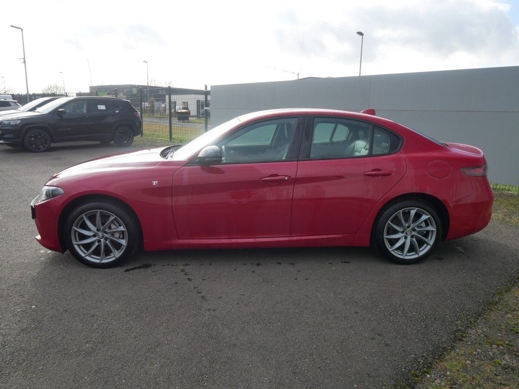 Alfa Romeo Giulia 2023