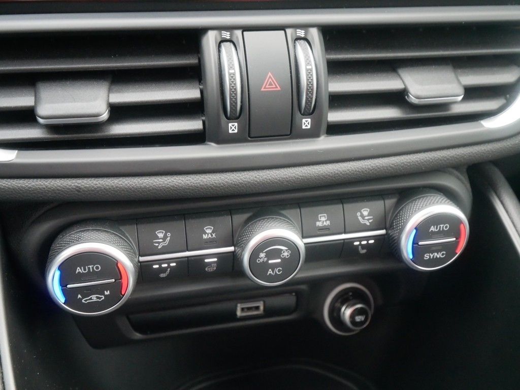 Alfa Romeo Giulia 2023