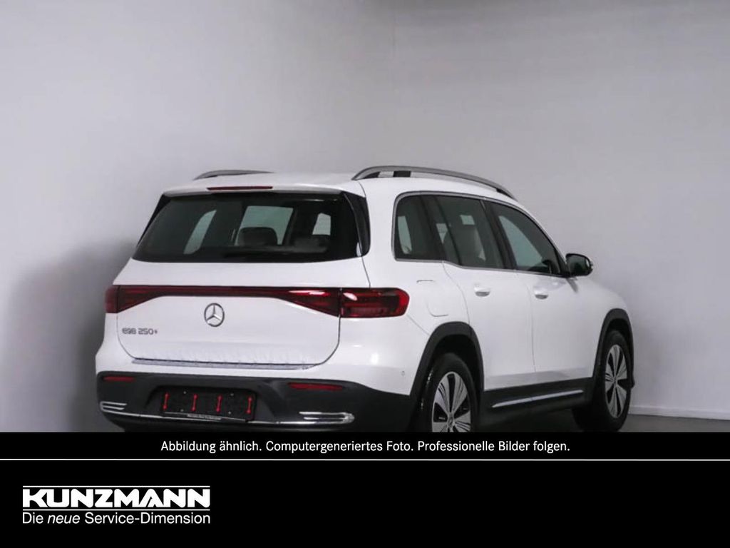 Mercedes-Benz EQB 2025