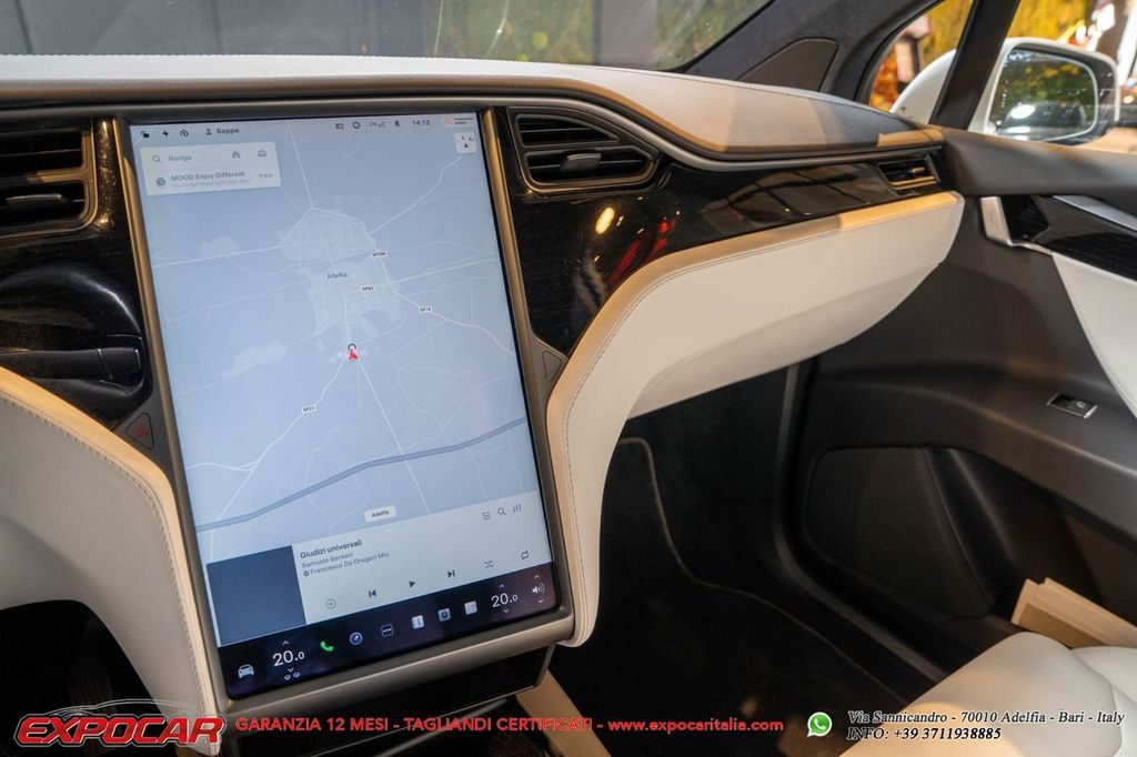 Tesla Model X 2018