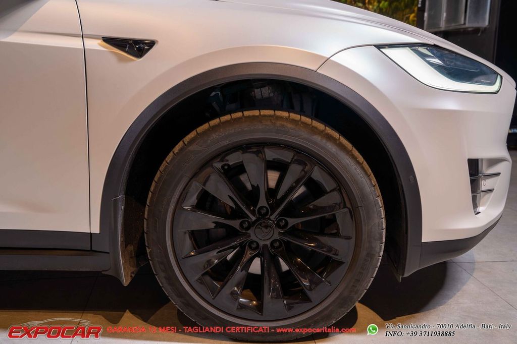 Tesla Model X 2018