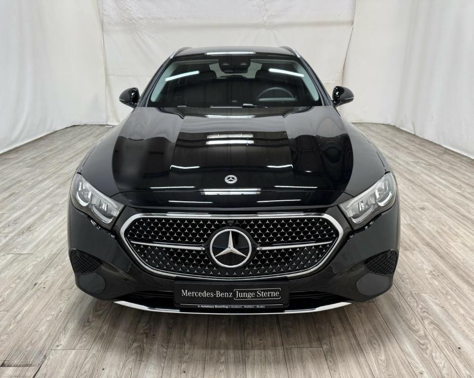 Mercedes-Benz E 300 2024