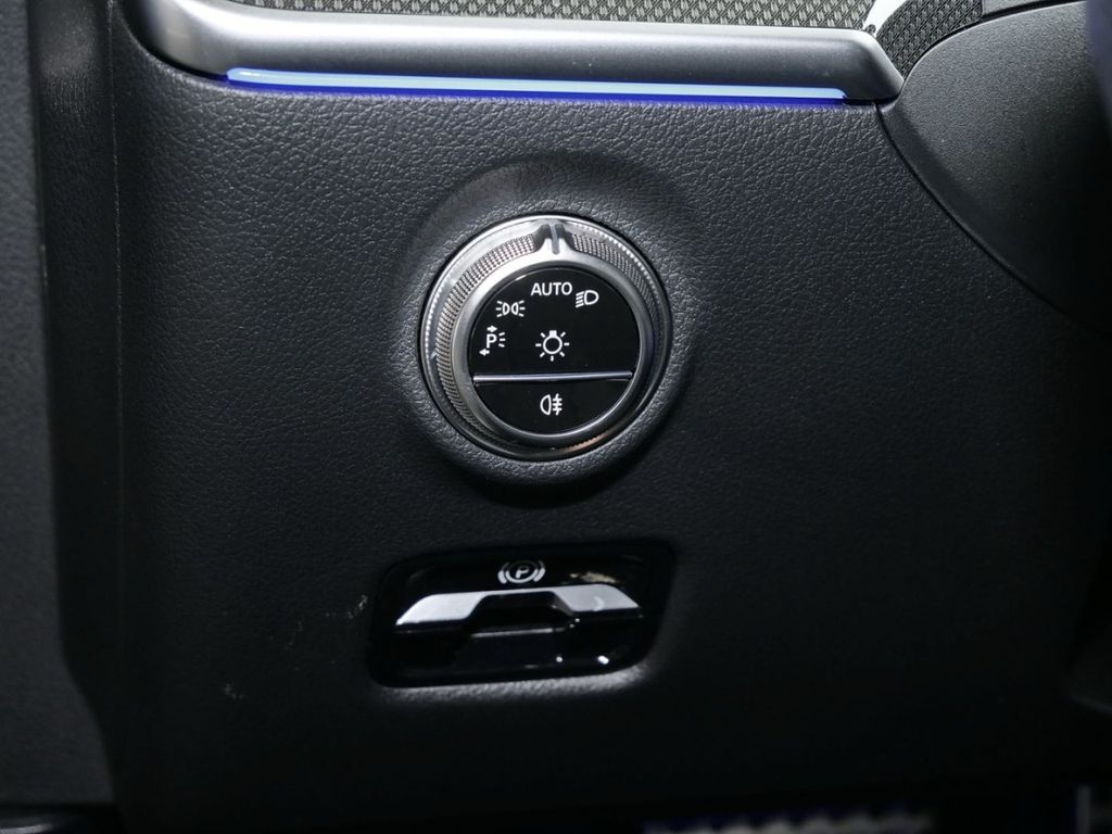 Mercedes-Benz C 200 2024