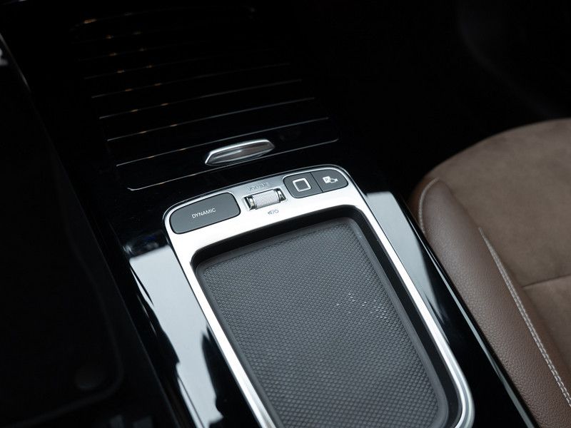 Mercedes-Benz CLA 220 2025