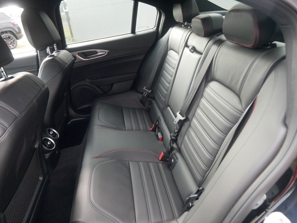 Alfa Romeo Giulia 2023