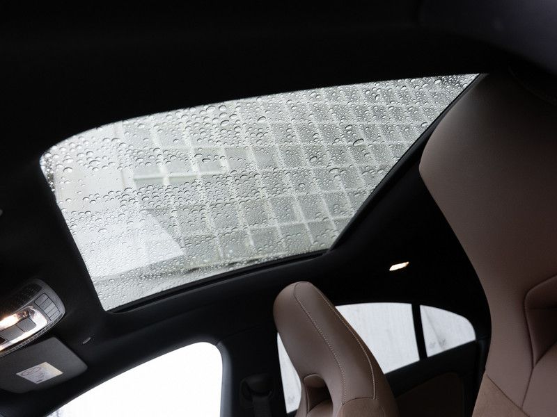 Mercedes-Benz CLA 220 2025