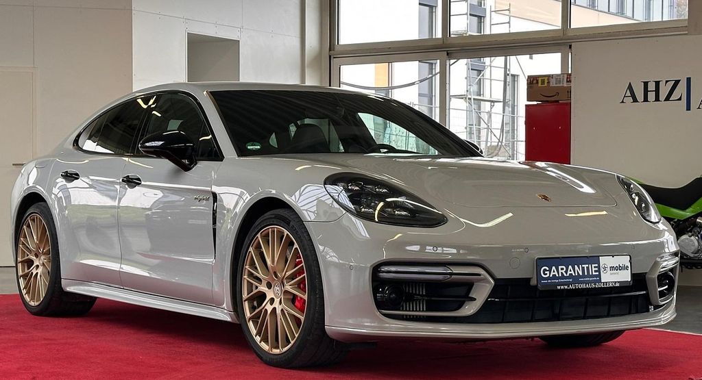Porsche Panamera 2022