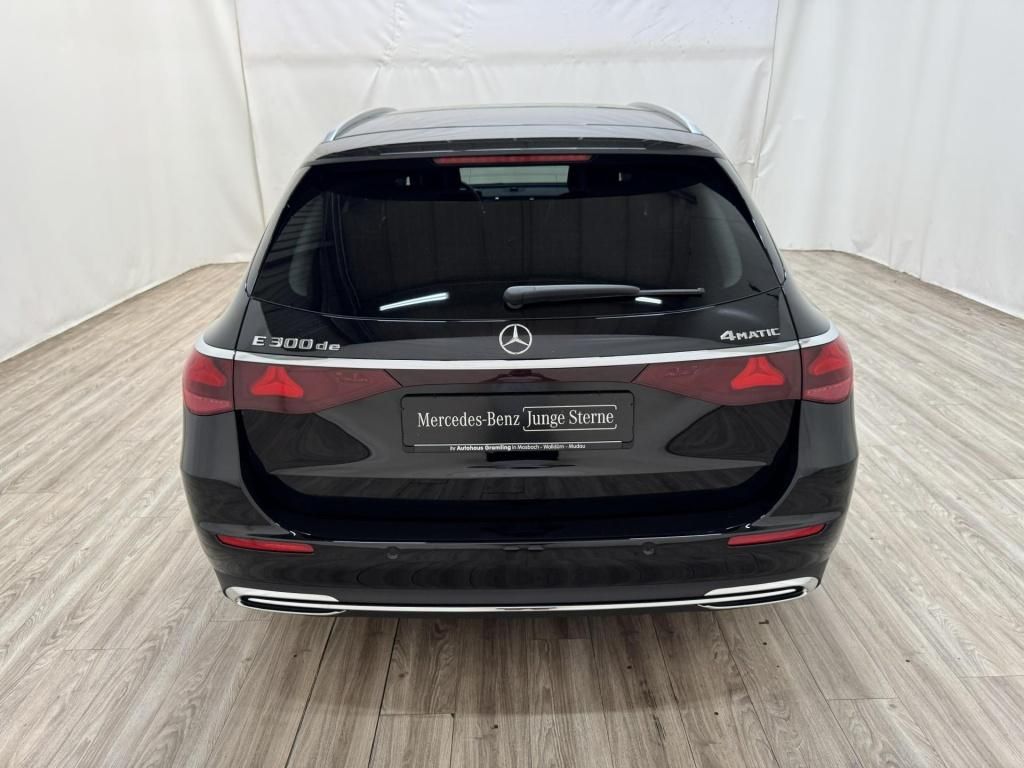 Mercedes-Benz E 300 2024