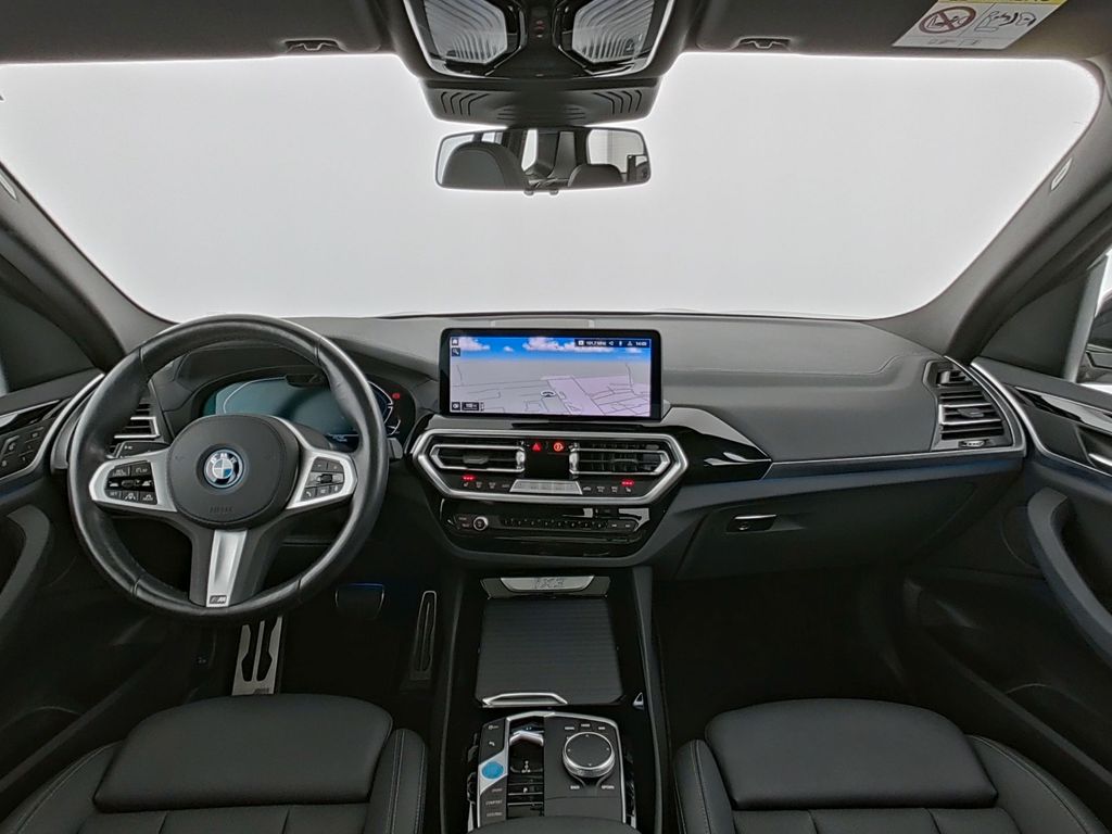 BMW iX3 2023