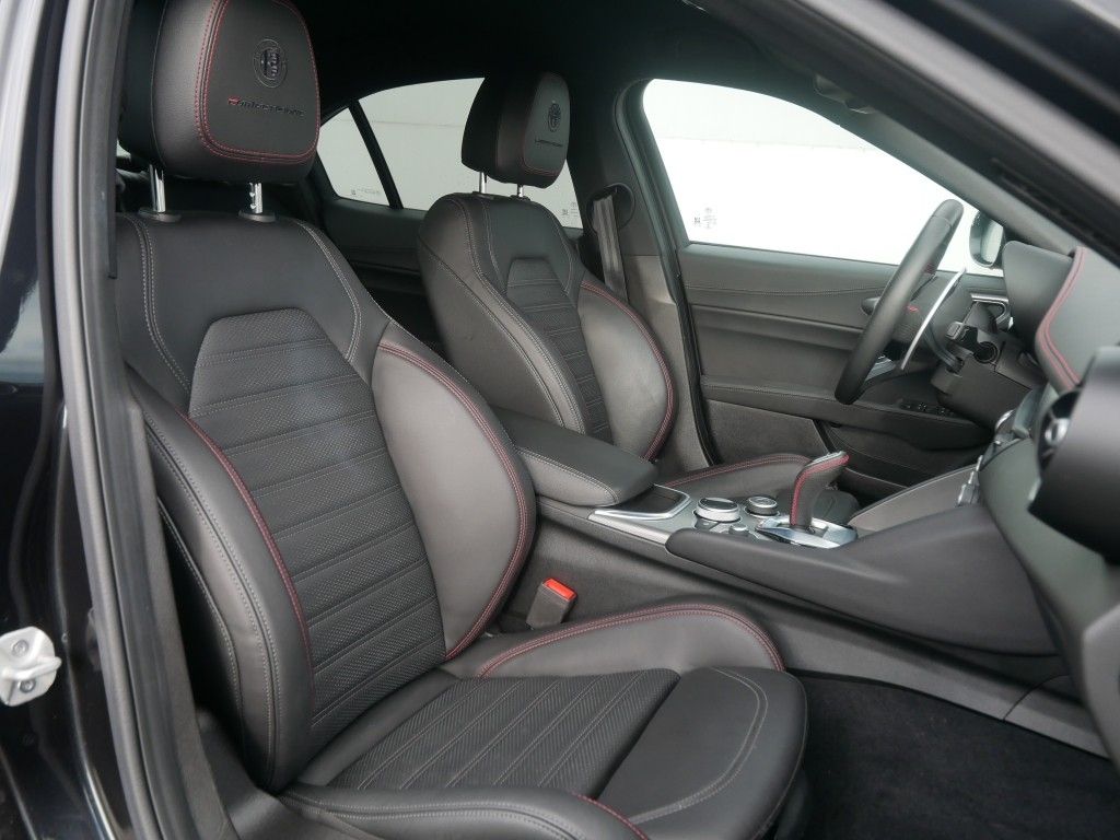 Alfa Romeo Giulia 2023