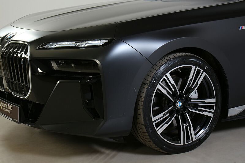 BMW i7 2022