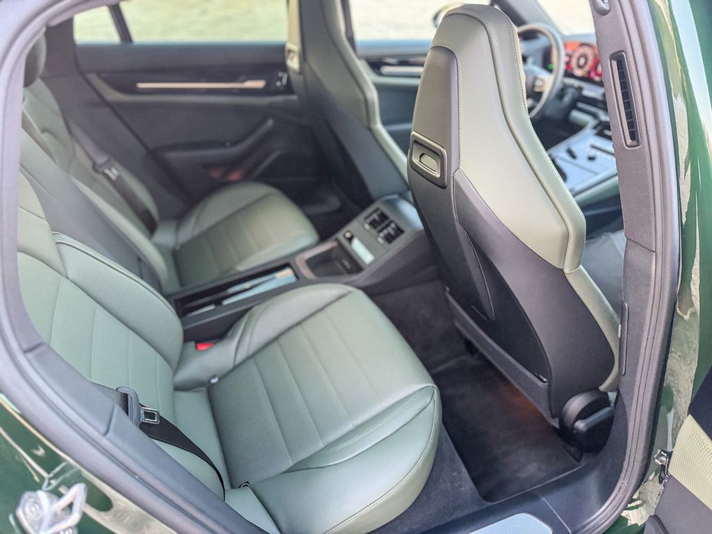 Porsche Panamera 2025