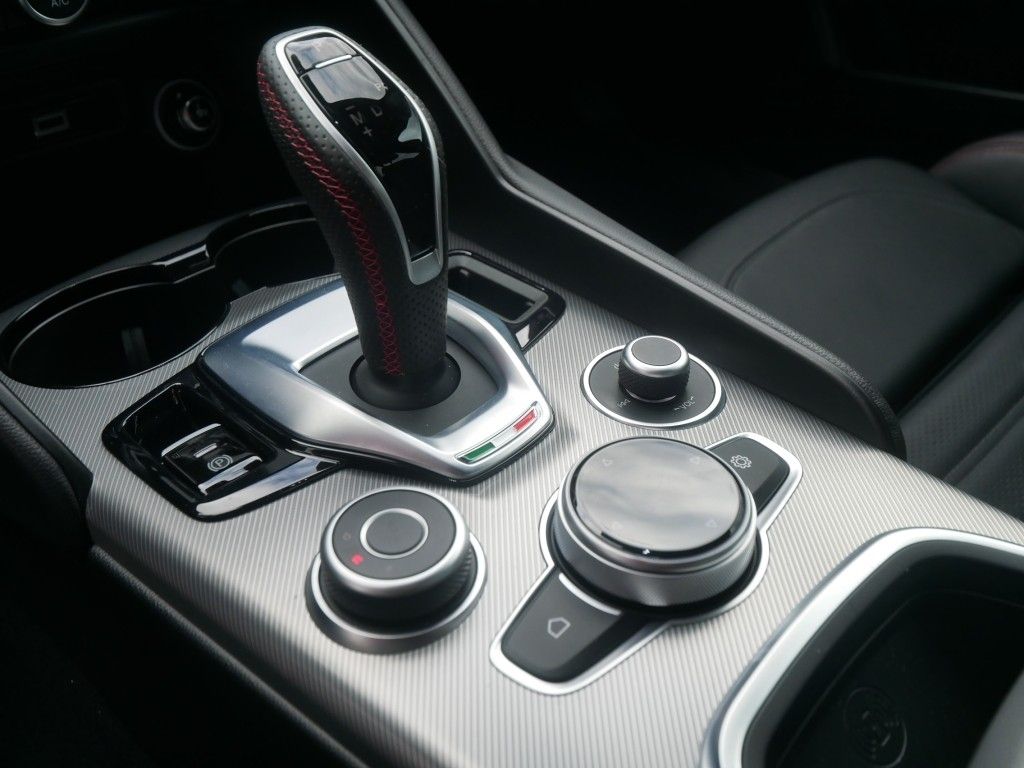 Alfa Romeo Giulia 2023