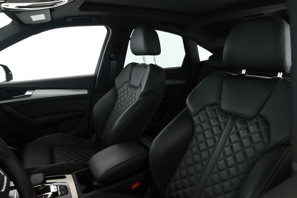 Audi SQ5 2025