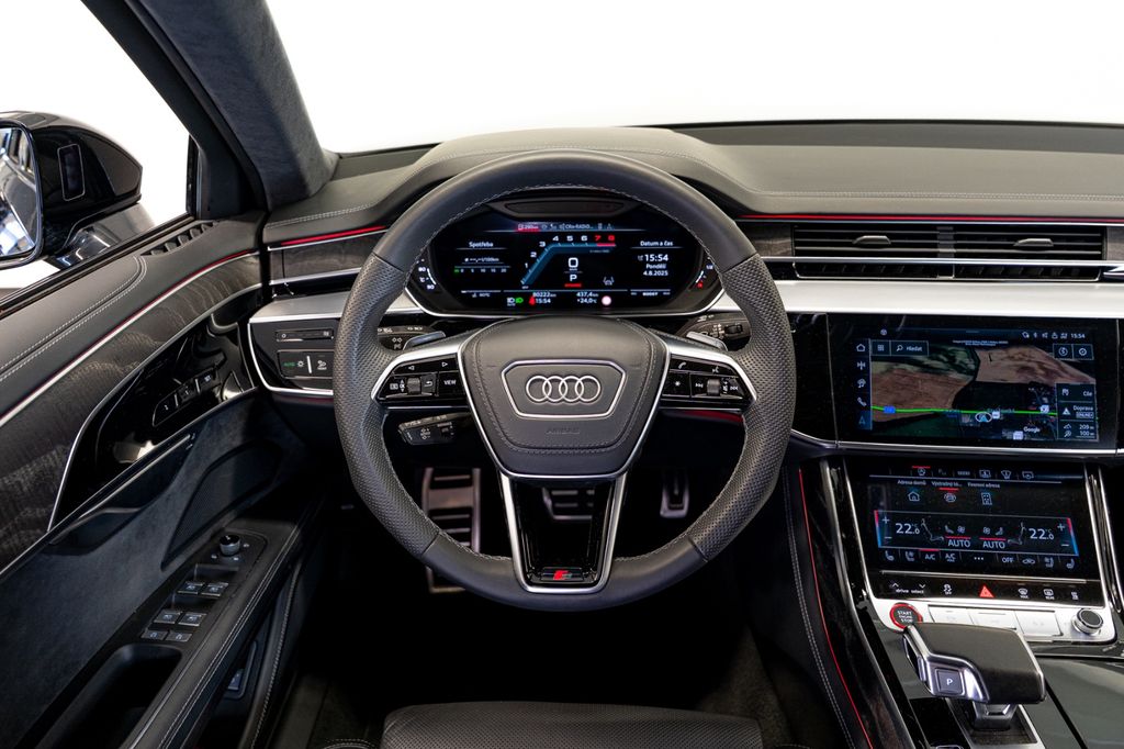 Audi S8 2023