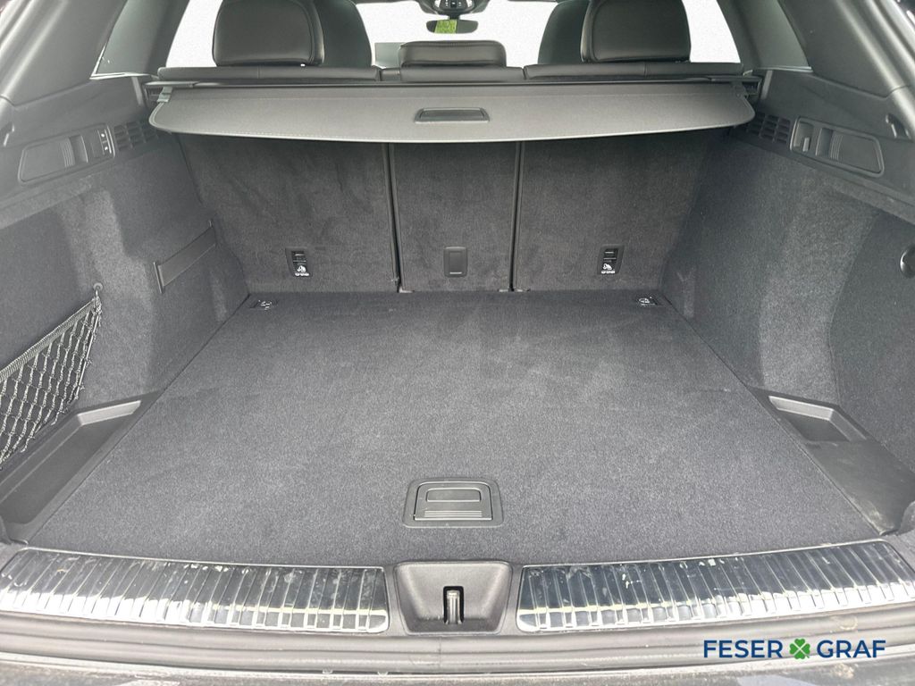 Audi SQ5 2025