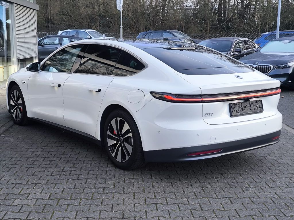 NIO ET7 2022