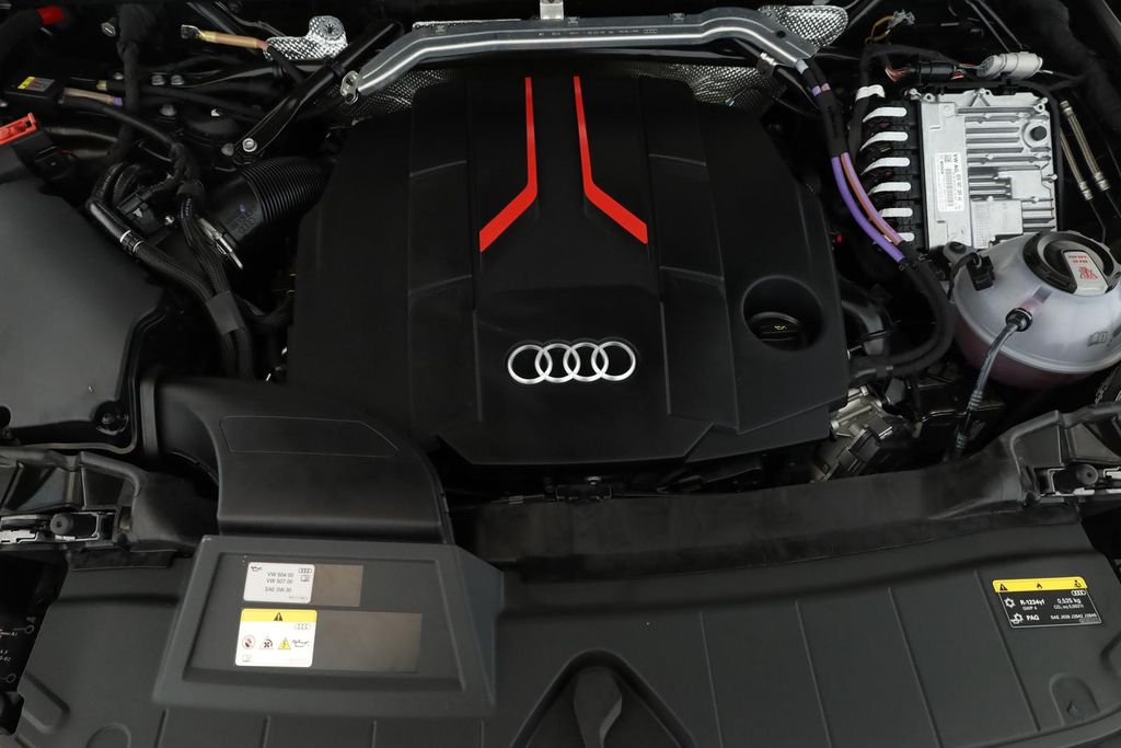 Audi SQ5 2025