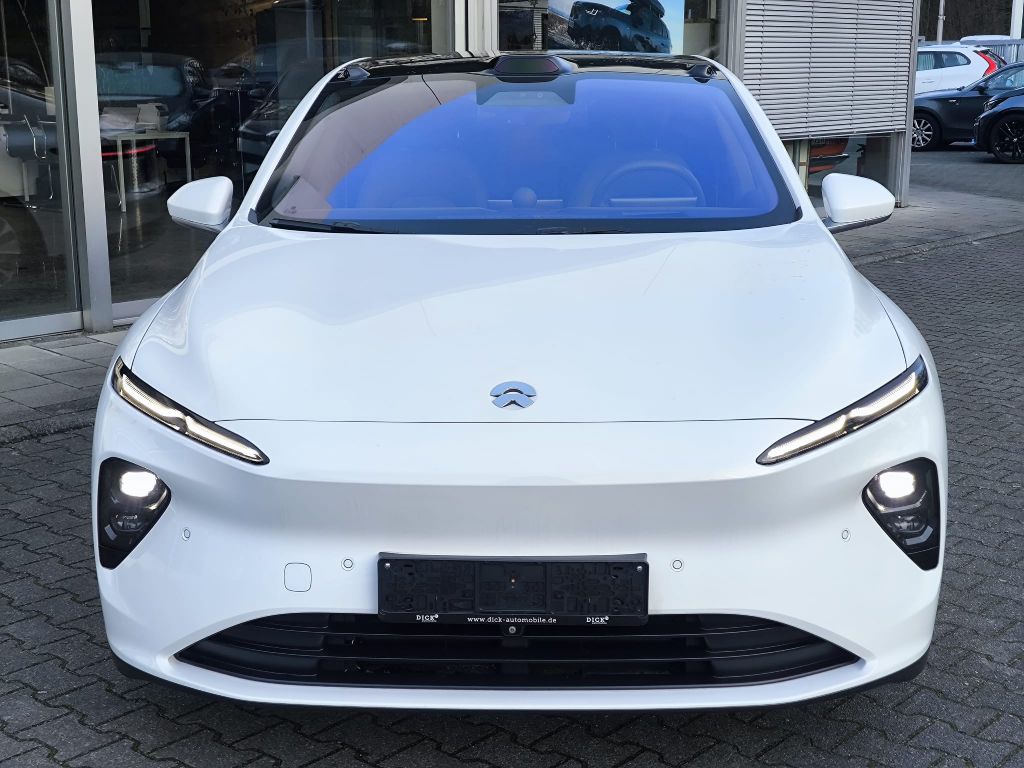 NIO ET7 2022