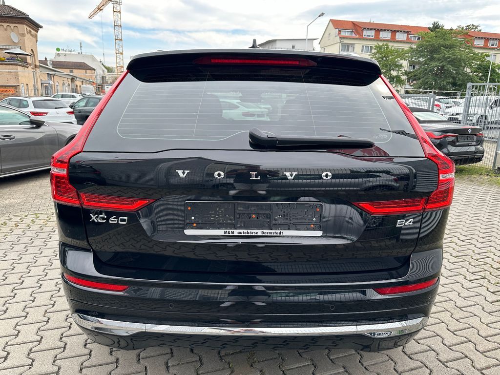 Volvo XC60 2022