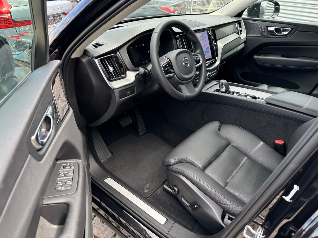 Volvo XC60 2022
