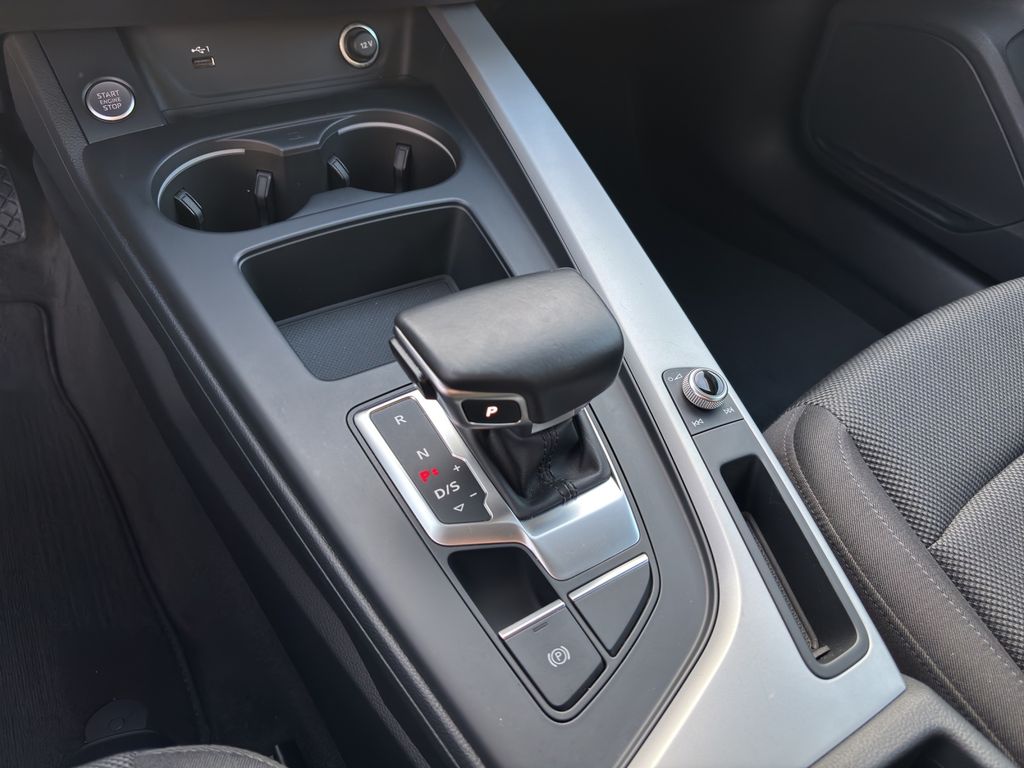 Audi A4 2021