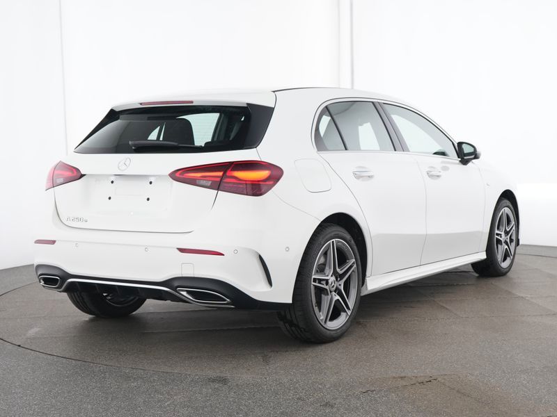 Mercedes-Benz A 250 2025