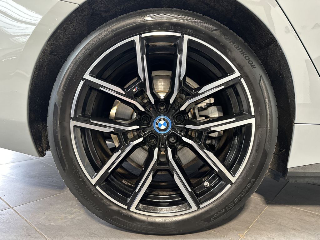 BMW i4 2022
