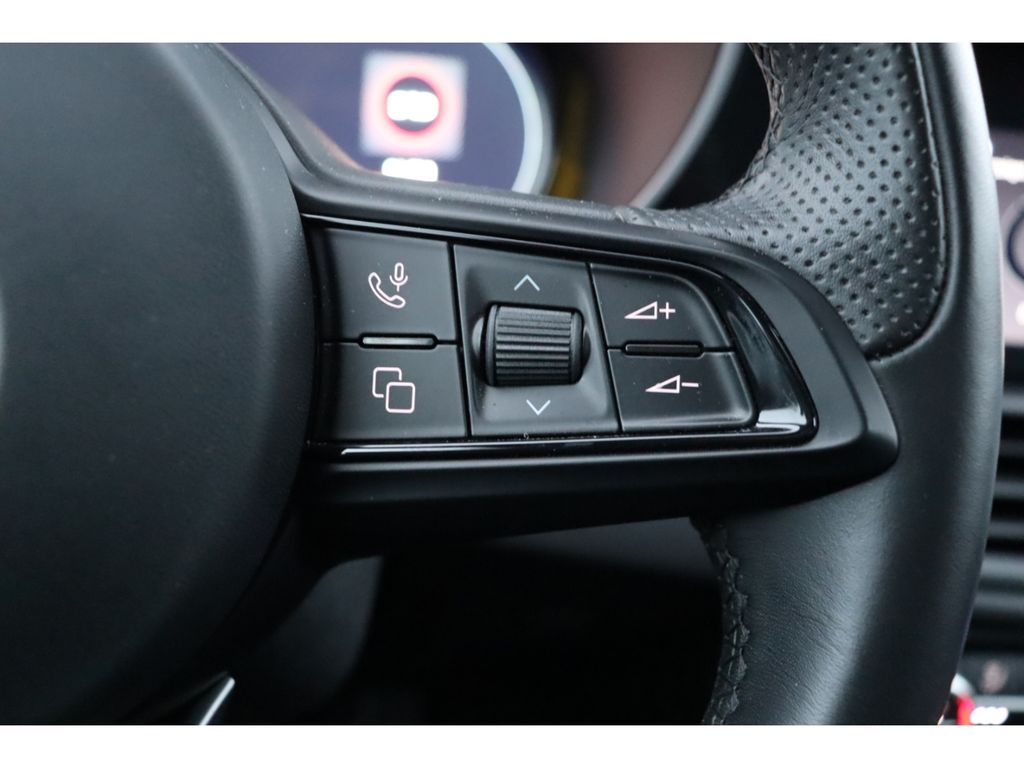 Alfa Romeo Giulia 2023