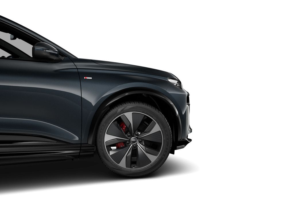Audi Q6 e-tron 2025