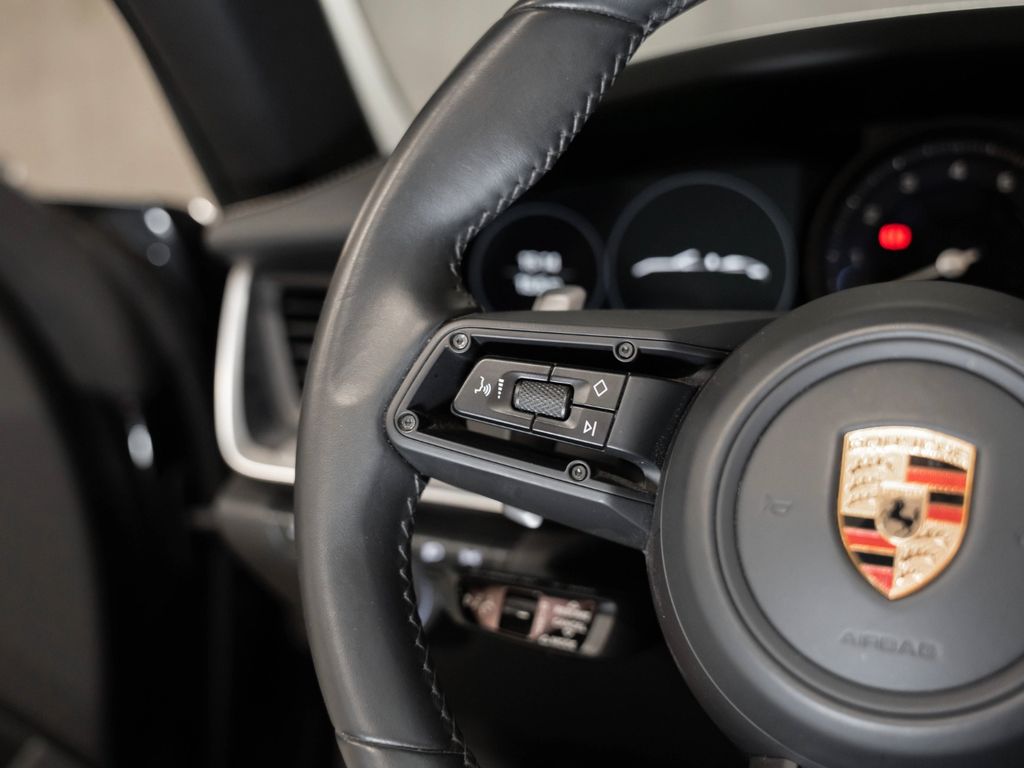 Porsche 992 2021