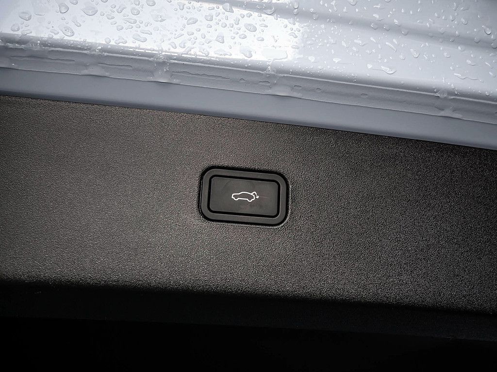 Volvo EX30 2025