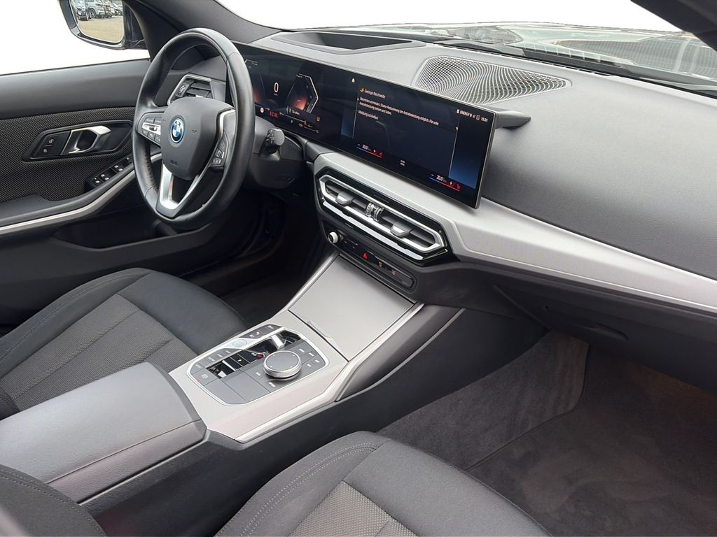 BMW 320 2022