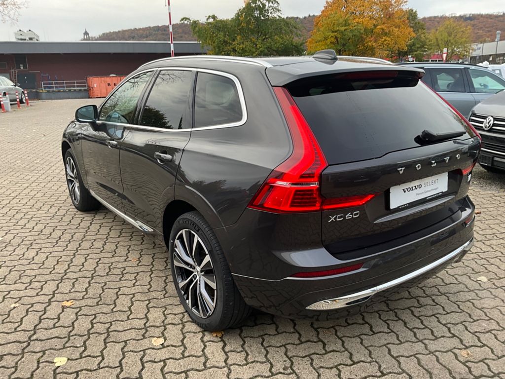 Volvo XC60 2022