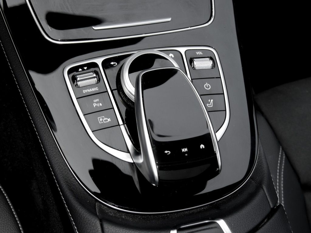 Mercedes-Benz E 300 2022