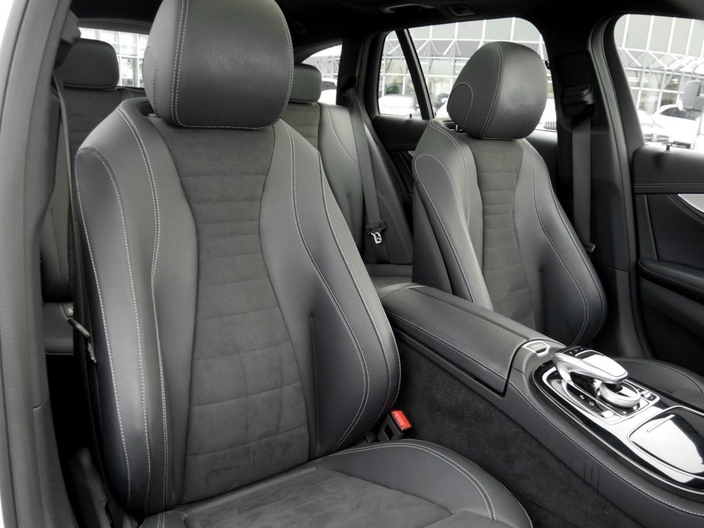 Mercedes-Benz E 300 2022