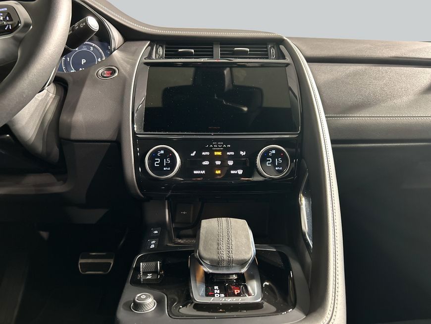 Jaguar E-Pace 2024