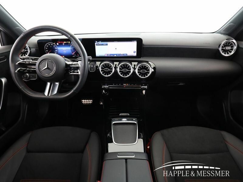 Mercedes-Benz A 220 2023