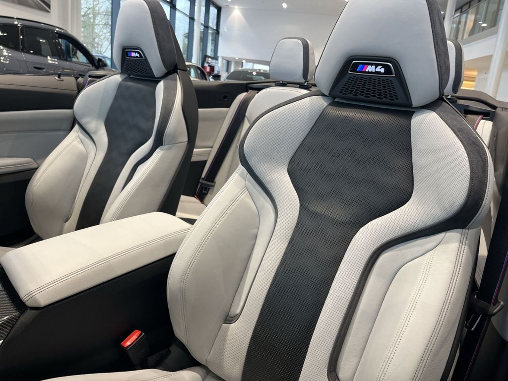 BMW M4 2022