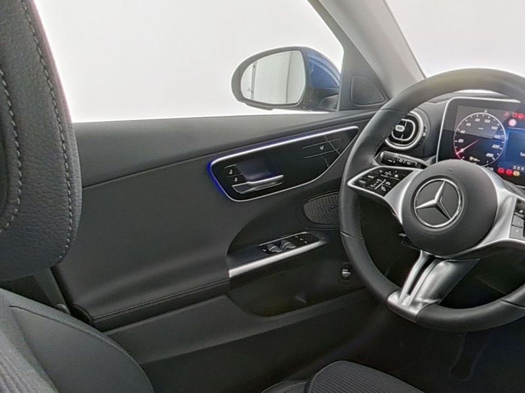 Mercedes-Benz C 200 2024