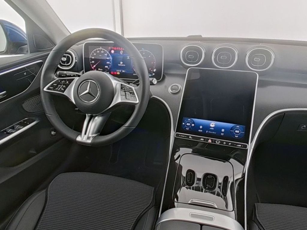 Mercedes-Benz C 200 2024