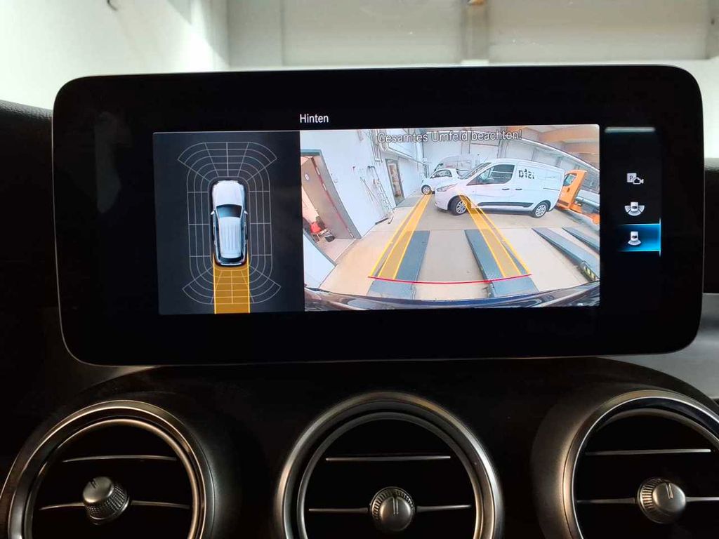 Mercedes-Benz GLC 300 2021