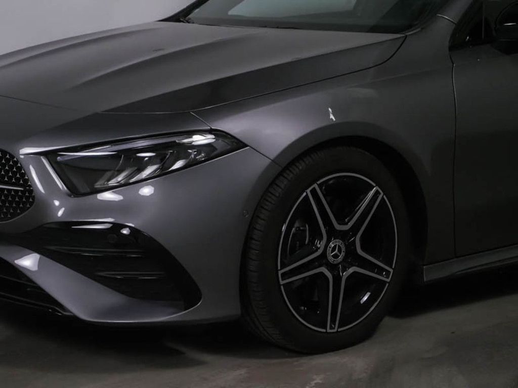 Mercedes-Benz A 220 2024