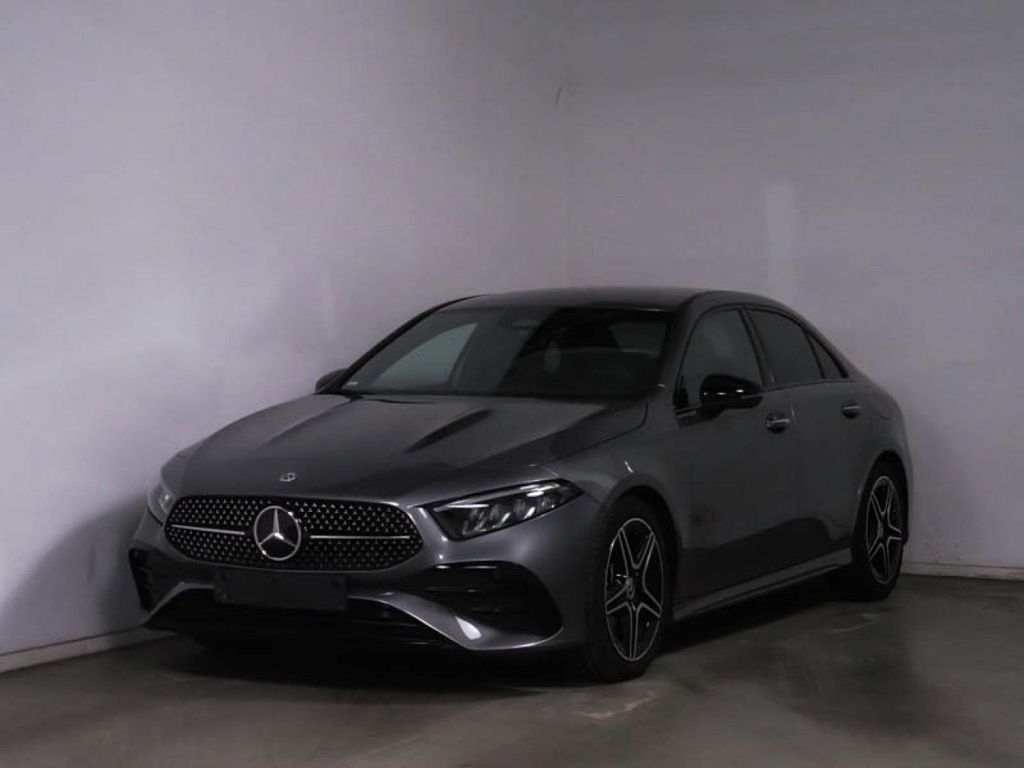 Mercedes-Benz A 220 2024