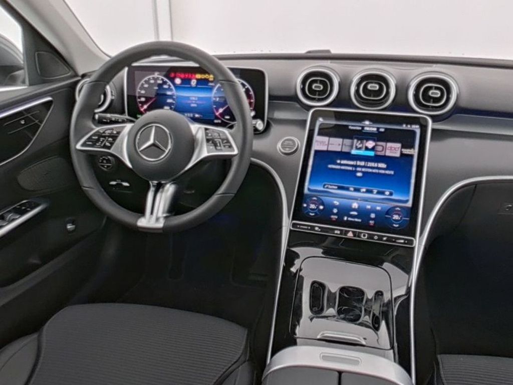 Mercedes-Benz C 220 2024