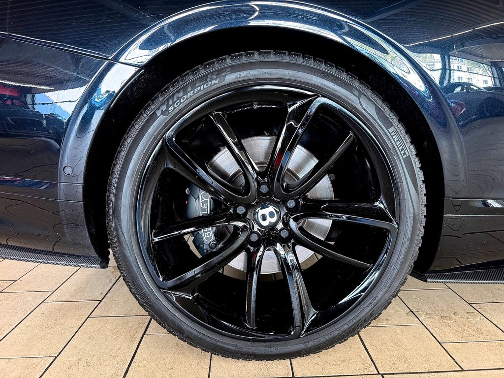 Bentley Continental GTC 2022