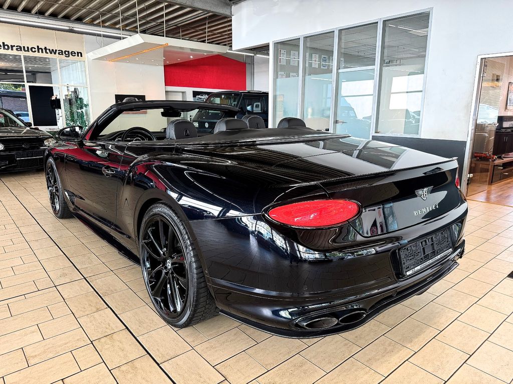 Bentley Continental GTC 2022