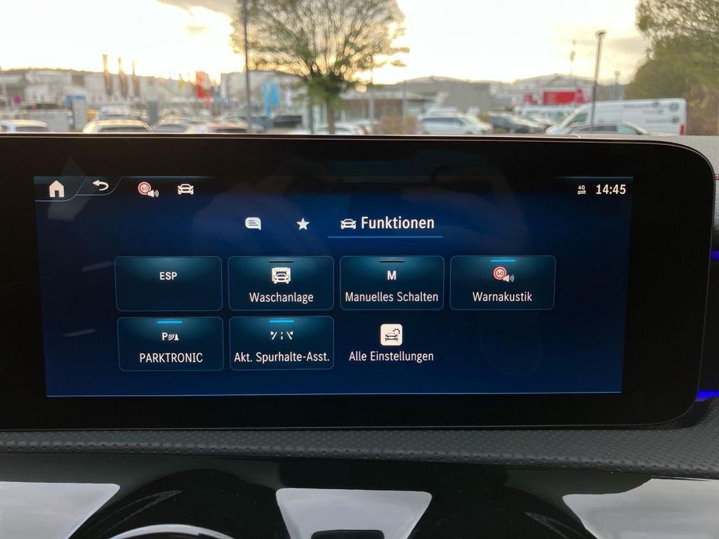 Mercedes-Benz CLA 200 2025